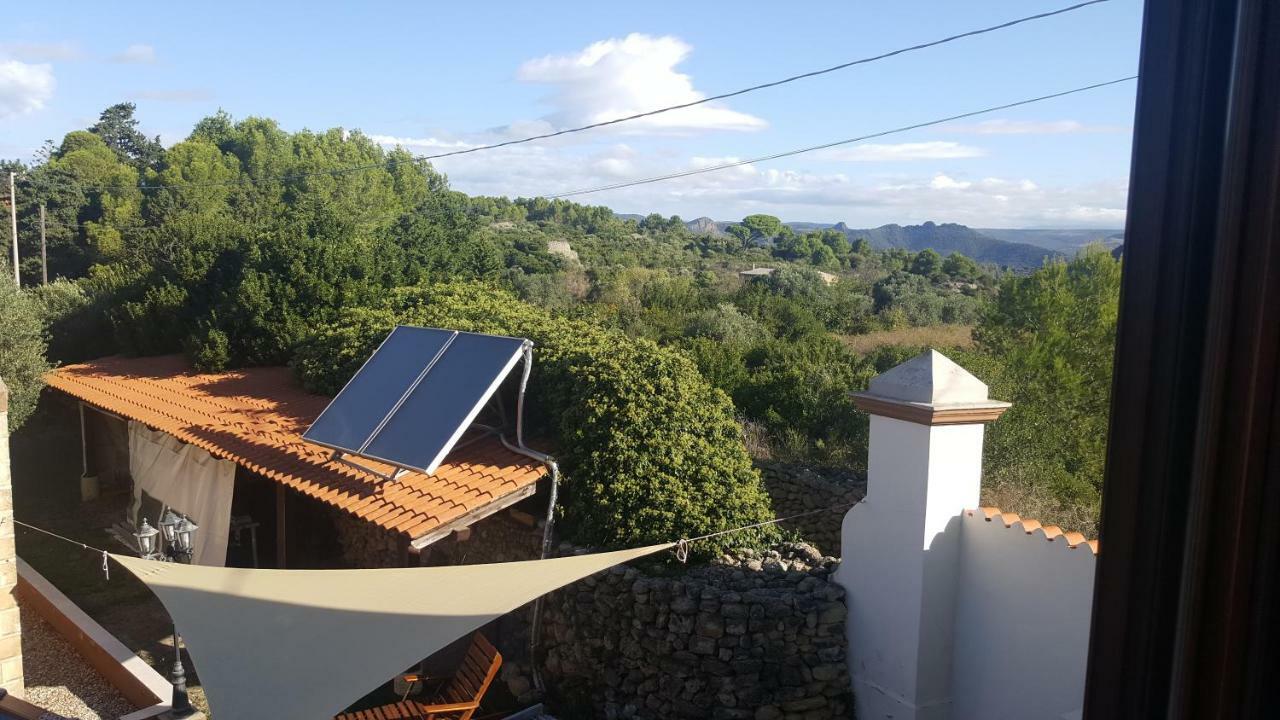 Serra E Mesu Affittacamere Magomadas Bagian luar foto